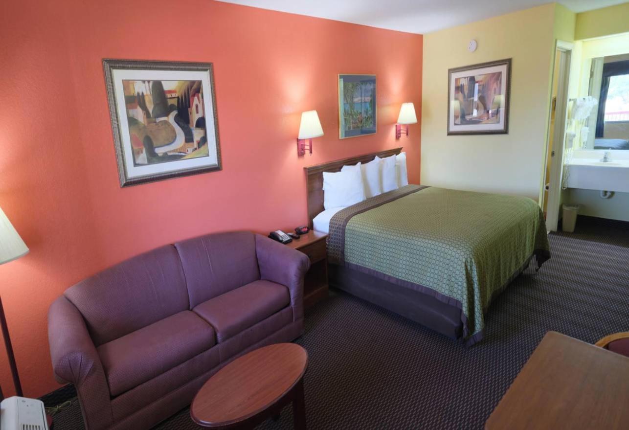 Budget Inn & Suites Hawkinsville Kültér fotó
